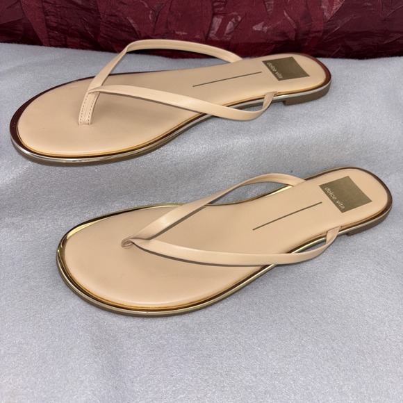Dolce Vita Shoes - Dolce Vita Nude Thong T Strap Leather Flip Flops Gold Trim Women's 8.5 EC